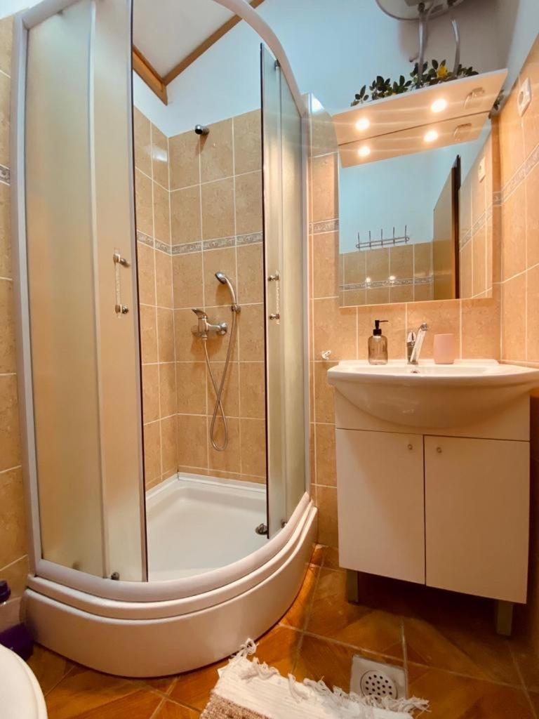 Apartman Milisa Primosten Bagian luar foto